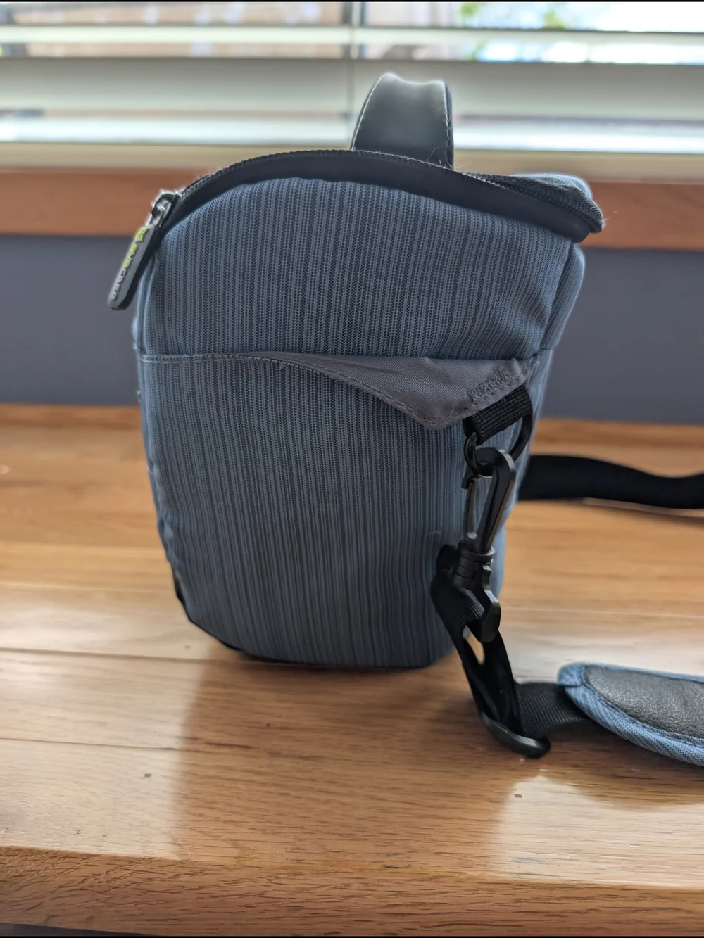 EveCase Camera Bag in Light Blue